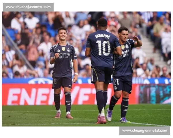 皇马 2-1 巴萨!抽象德比姆巴佩破门,赛后混战 10 分钟